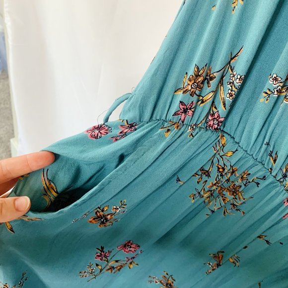 Mi Ami Francesca's Romper Boho Floral Size Medium - Picture 4 of 8